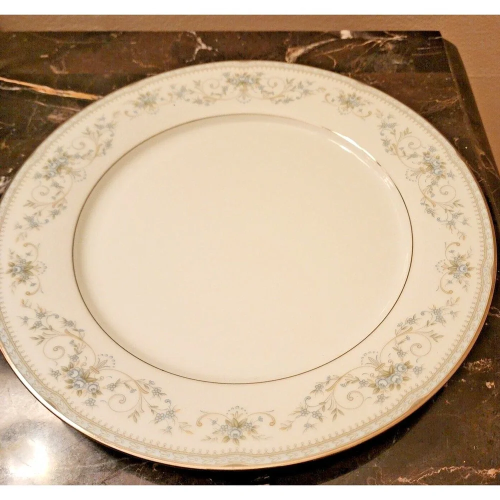 Noritake Colburn Dinner Plate